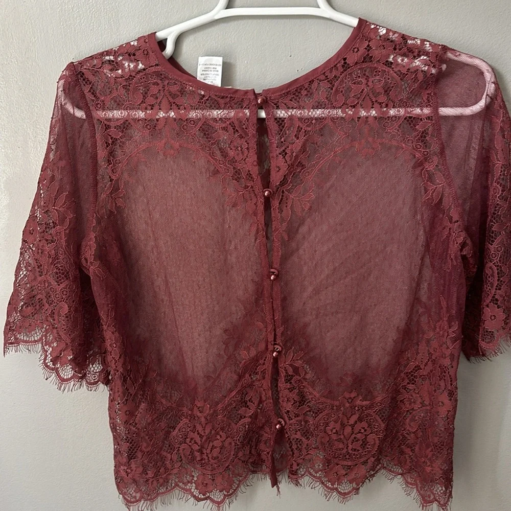 intu lace, sheer cover top to be worn over a dress or a tank top - Picture 4 of 5